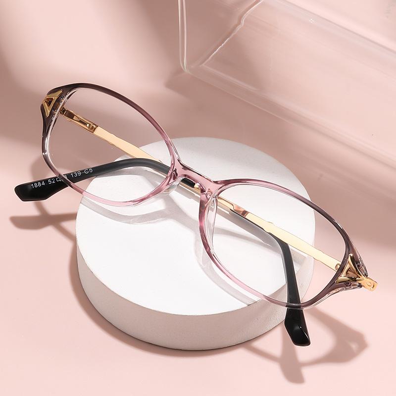 

TR90 Fashionable Anti Blue Light Presbyopia Eyeglasses 1884 With Diamond Decoration Elegant And Exquisite Presbyopia Eyeglasses 3.5