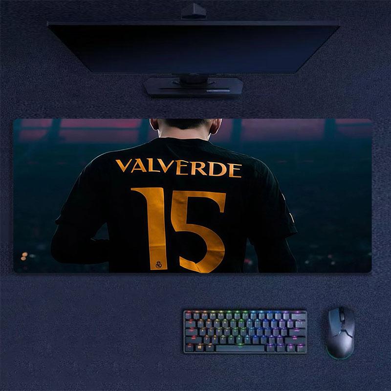 Fede Valverde Mouse Pad, Large Gaming Desk Mat, Non-slip XXL Mousepad for Laptop & Tablet, Mini PC Playmat with Stitched Edges