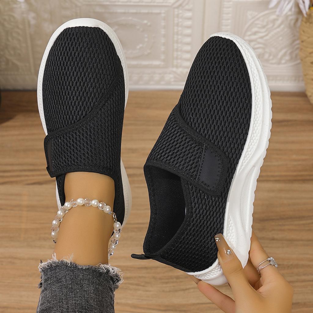 Fashion Women Mesh Shoes Spring New Breathable Slip on Women Sneakers Outdoor Walking Sneakers Comfortable Casual Shoes Zapatos De Mujer