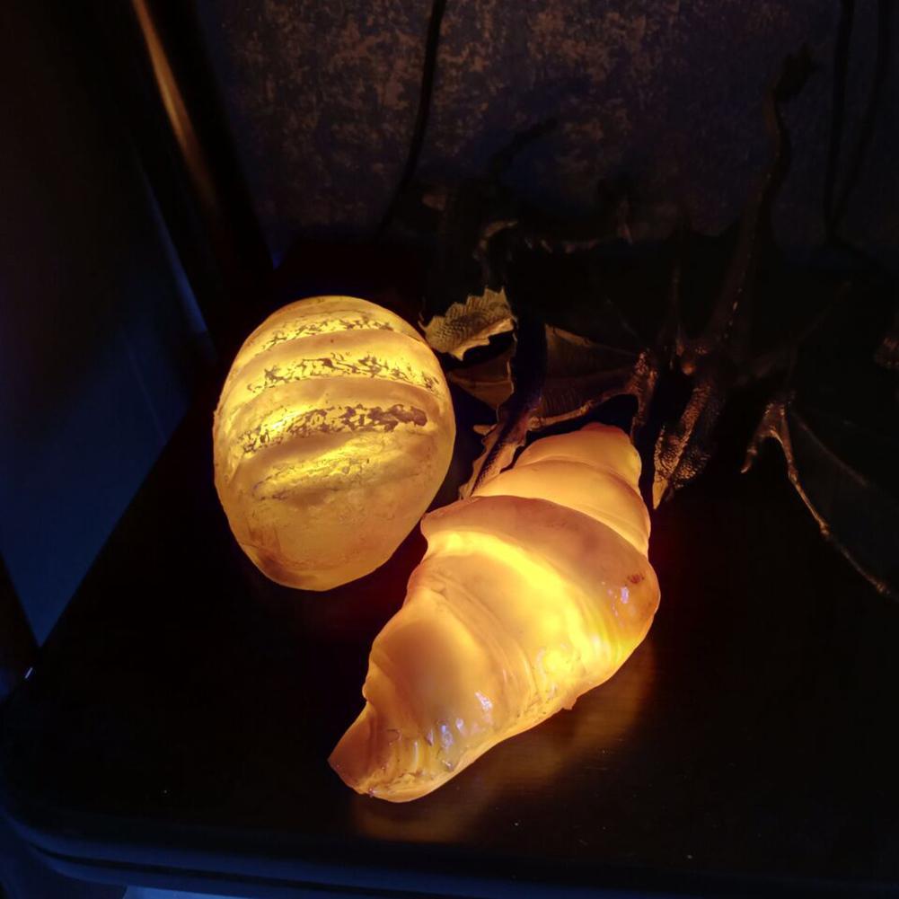 Indoor Night Lights Ornament Bread Shaped Warm Light Creative Simulation Bread Light Battery Operated for Baking Room Cake Store