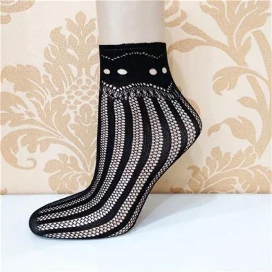 Elegant Women Lovely Girls Summer Fashion Sexy Lady Soft Black Lace Ruffle Fishnet Mesh Short Ankle Socks Ultrathin
