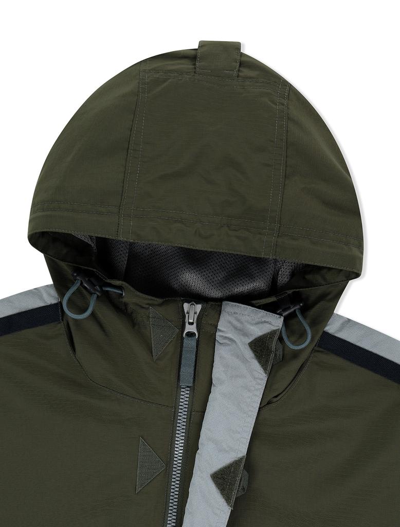 Yeseyesee Striking Windbreaker Olive