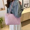 Trendy Nylon Chain Strap Tote Bag For Women Lightweight Casual Style Solid Color Large Capacity Shoulder Bag for Everyday Use CLE