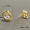 Boucle d'oreille clou en métal couleur or avec design spirale et oxyde de zirconium unique, boucles d'oreilles de mode pour femmes, bijoux simples et polyvalents pour piercing d'oreille
