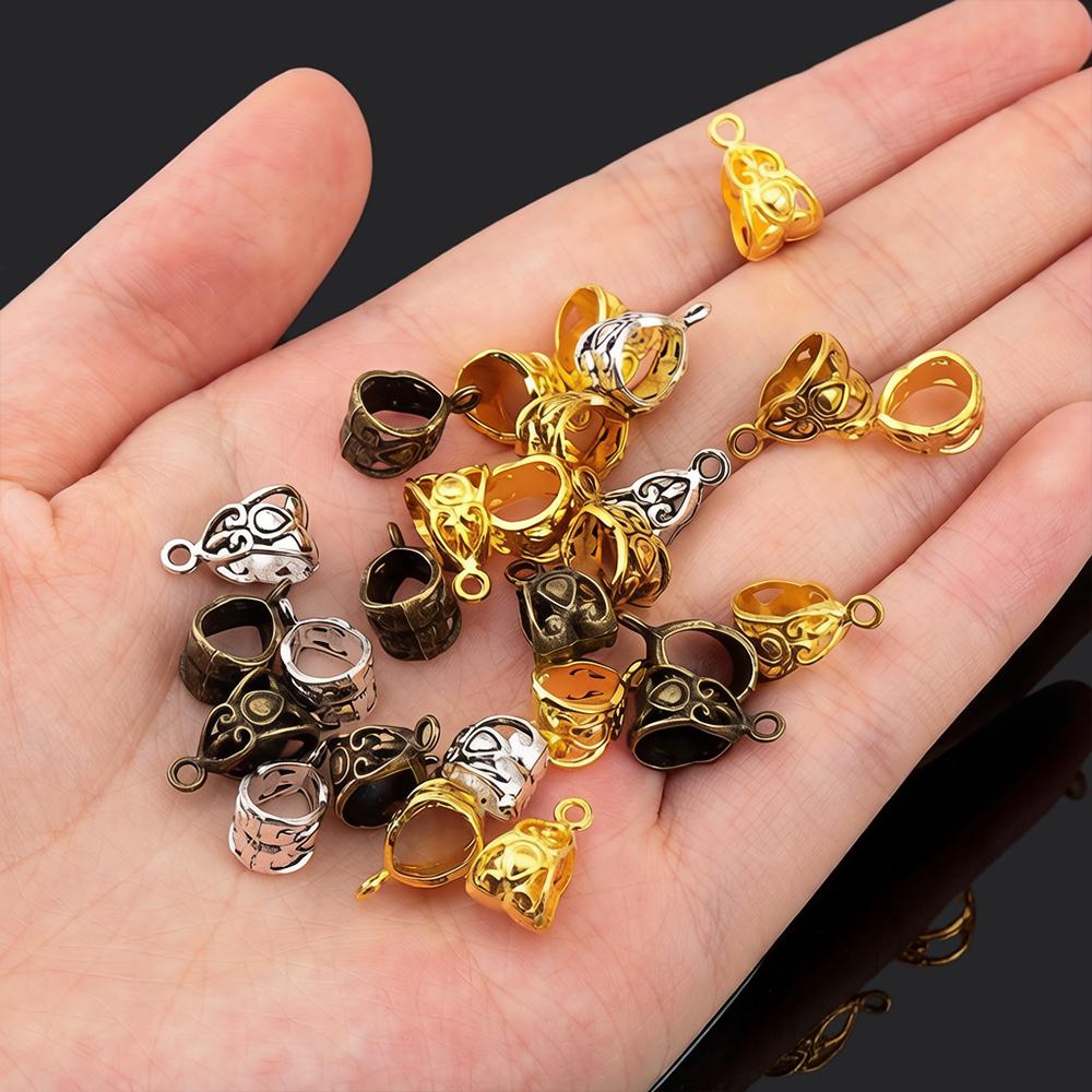 Retro Antik Bronze Hüftperlen DIY Großes Loch Metallverbinder Dreieckige Perlen Passend für Charm-Armbänder Halsketten Anhänger Schmuckherstellung