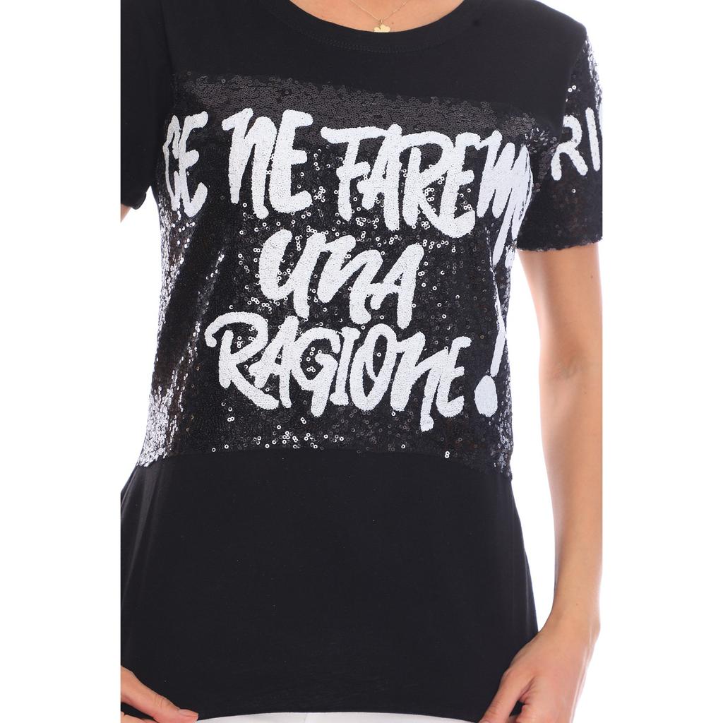 Tricou de damă negru cu litere imprimate cu paiete