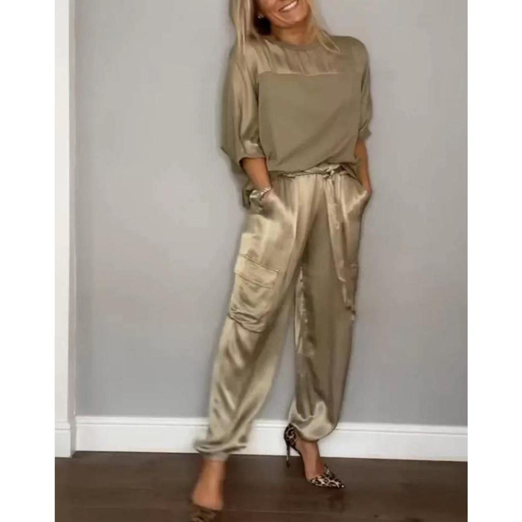 Fashionable Women's Smooth Satin Half Sleeved Upper Suit Two-piece Set