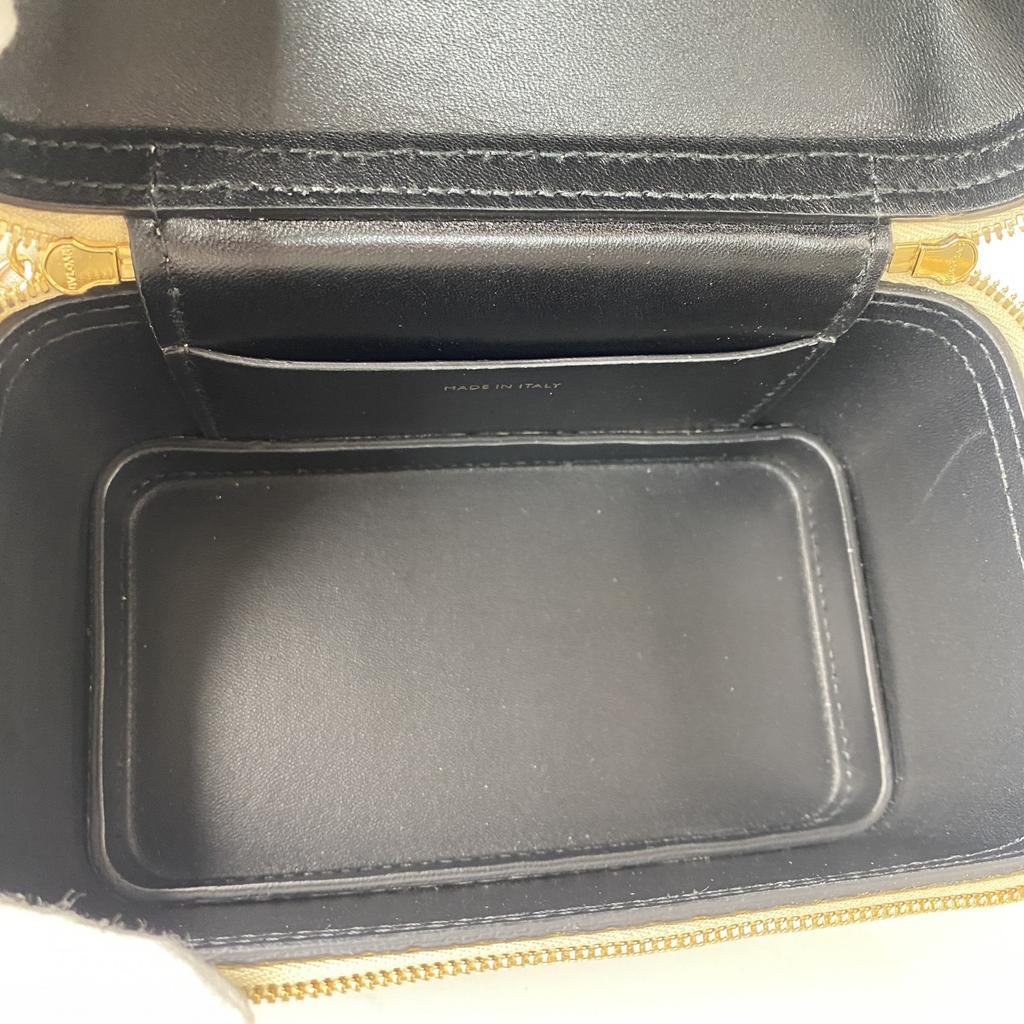 Używana torba na ramię BVLGARI złota skóra Kobiety