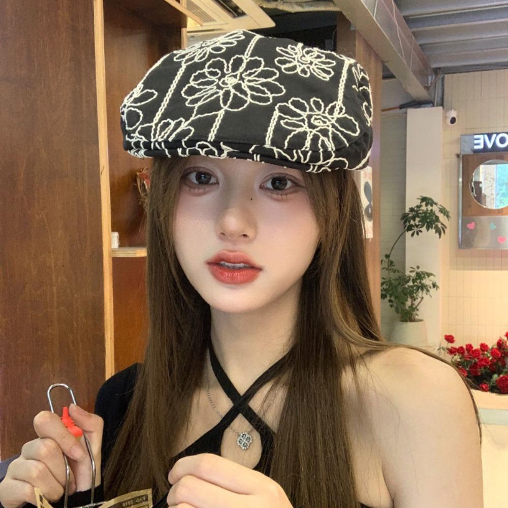 Fashion Retro Forward Cap Flower Embroidery Korean Style Beret Casual Versatile Sweet Spicy British Hat For Lady Girl