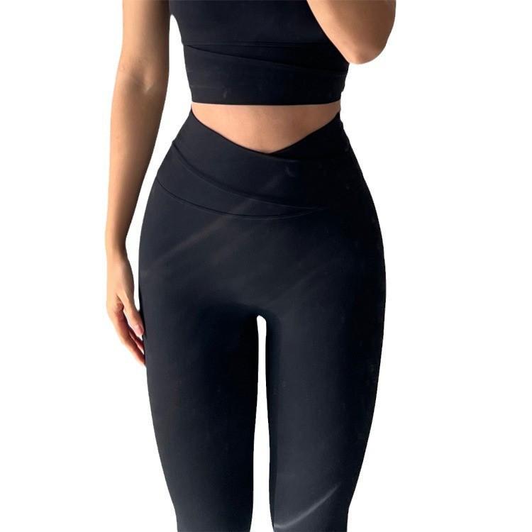 "Seamless Quick-Dry Colorblock Yoga Suit: Breathable, Slim-Fit, Nude, Tight Fitness Wear for Women"