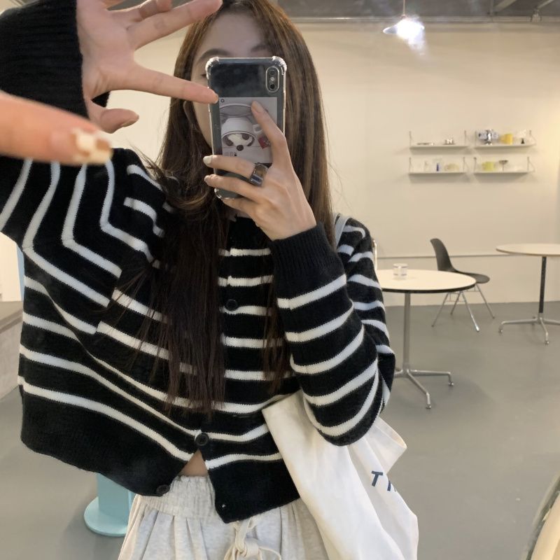 Streifen-Cardigan-Strickpullover Frühling mit Oberteil, lockerer Langarm-Cardigan, Vintage-O-Ausschnitt, lässig, kurzer Cardigan-Pullover-Mantel, weiblich