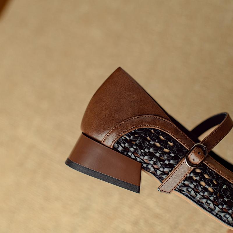 Fashion Women's New Spring and Autumn Woven Genuine Leather Cowhide Breathable Mid Heel Large Belt Buckle Mary Jane Single Shoes