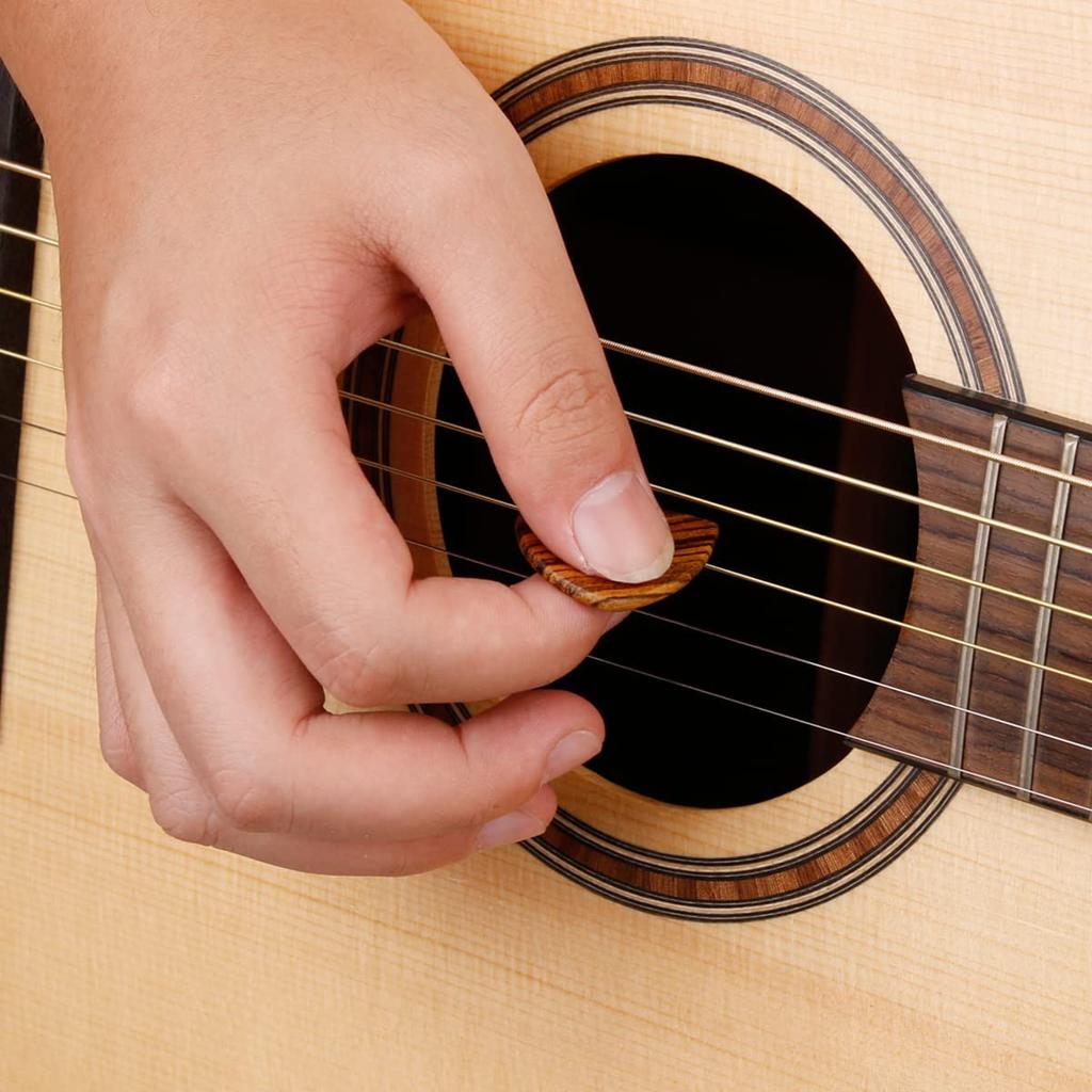 Exotic Wood Guitar Picks 3 Pieces Wooden Guitar Plectrums in Walnut Olive Wood Golden Sandalwood
