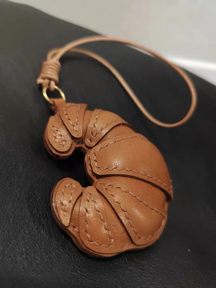 

PU Leather Croissant Bag Charm Kawaii Animal Backpack Keychain Soft Fashion Handmade Accessory Cute Couple Friend Jewelry Gift коричневый