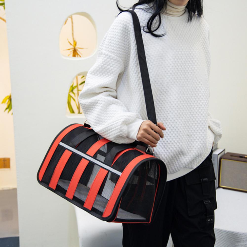 Dog Carrier Bag Soft Side Backpack Cat Pet Carriers Dog Travel Bags Breathable Cat Outing Bag Shoulder Bag
