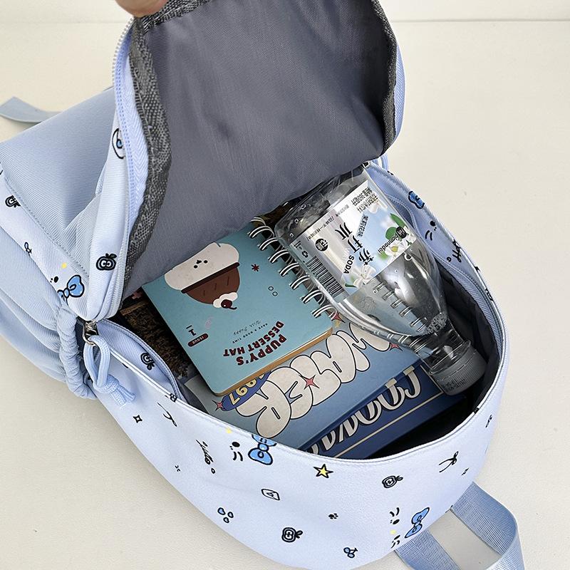 Schoolbag New High-value, Sweet, Literary and Cute Butterfly Backpack for Junior High School Students Lightweight Backpack
