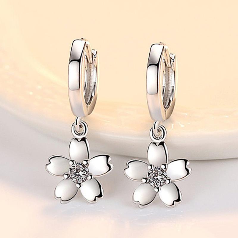 1 Pair of Fashionable Small Fresh Temperament Flower Earrings, Simple Flower Earrings