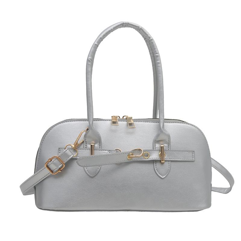 

Women S Fashionable Handbag Retro Style Crossbody Bag For Commuting Soft Pu Shoulder Bag срібний