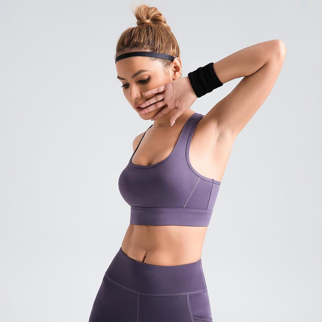 Women's Peach-Back Sports Bra: High-Impact Support for Yoga & Fitness