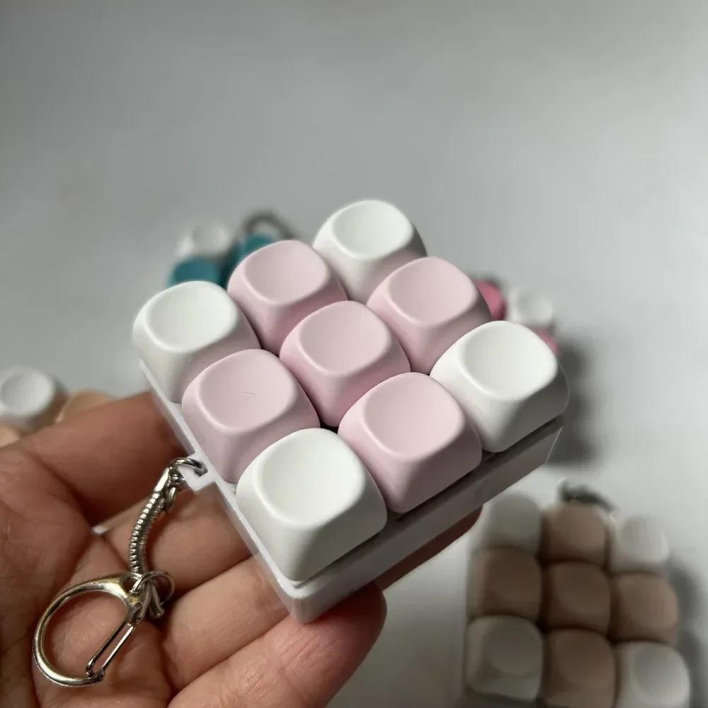 Keyboard Key Fidget Reliver Stress Toys Colorful Keychain Keycap Antistress Toys Adult Children Finger Button Toy Kids Game Gift