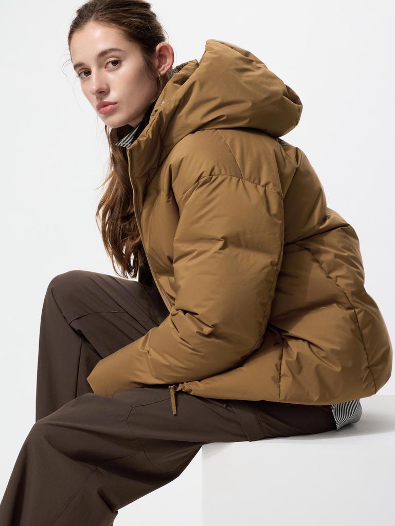 Uniqlo Japan Seamless Down Parka Model