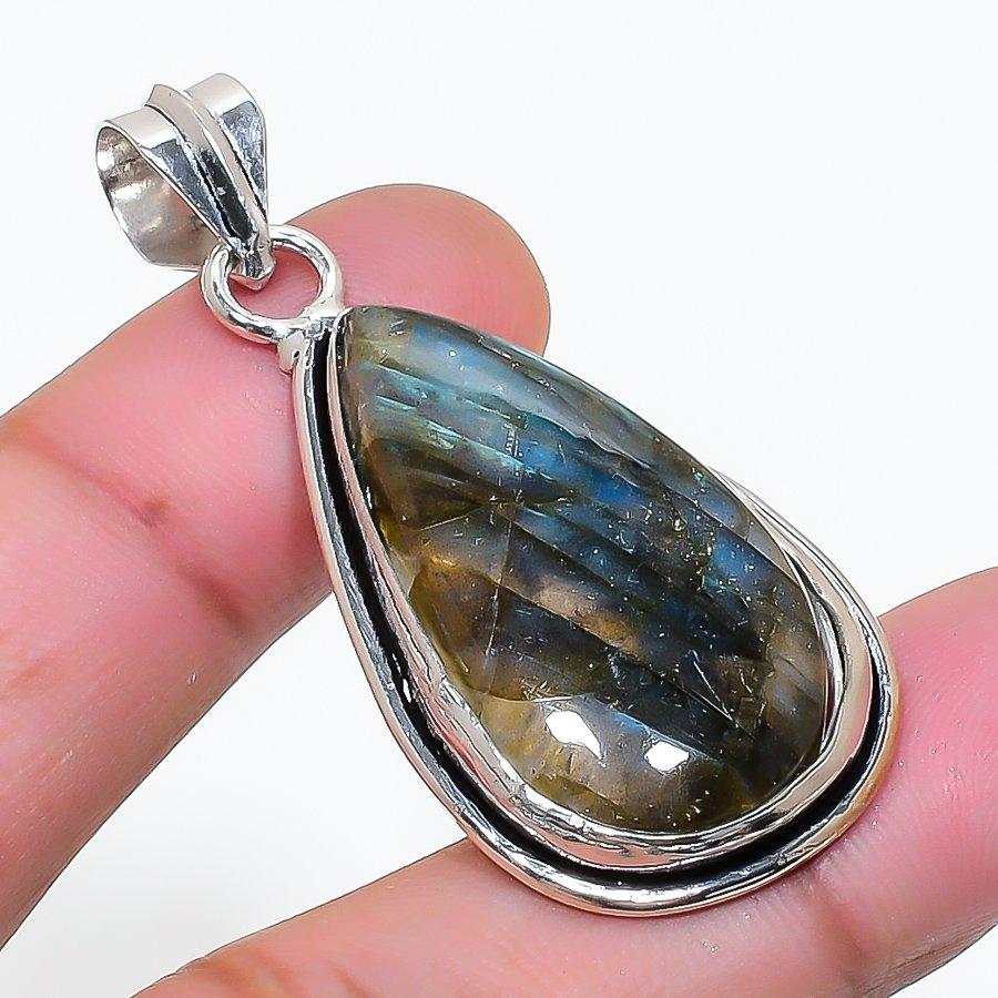 Natural Labradorite Gemstone Handmade 925 Sterling Silver Pendant 1.89  AP-14851