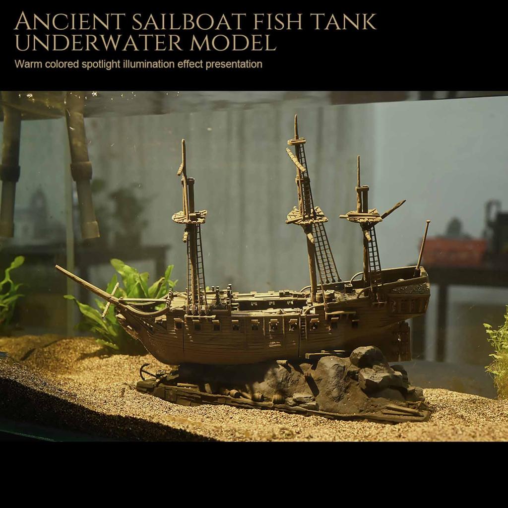 Aquarium Resin Ship Decoration Realistic Landscape Sailing Ship Decorative Ornament for Fish Tank Aquarium Decoration