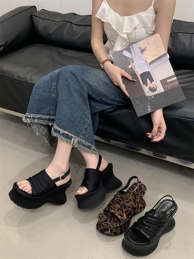 Fashion EilyKen Design Style Leopard Print Chunky Platform Wedges Women Sandals Street Style Buckle Strap High Heels Summer Shoes