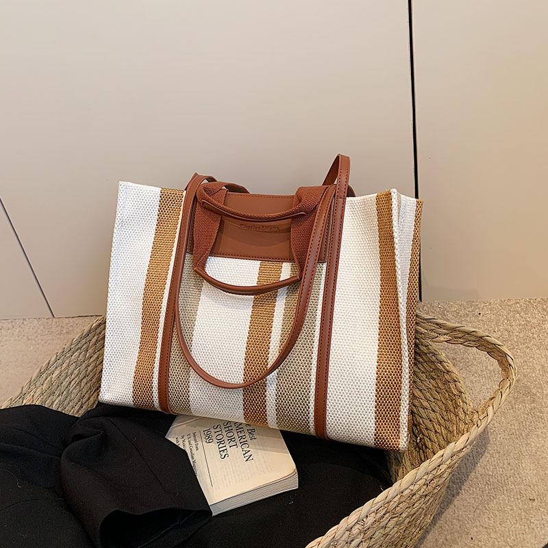 Large-capacity Commuter Bag Women's Spring and Summer New Striped Shoulder Bag Casual Tote Bag Versatile Tote Bag