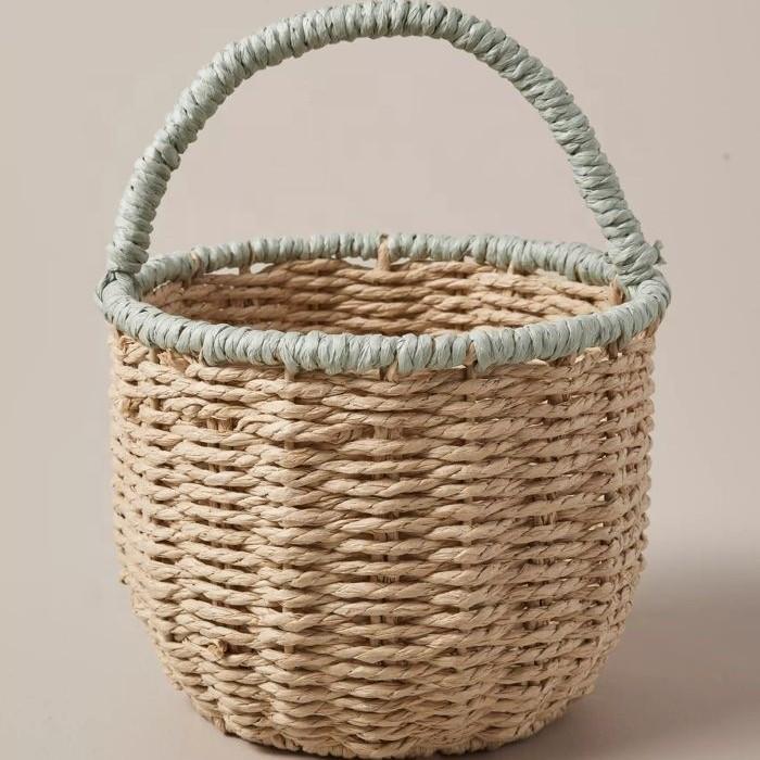 

Handwoven Willow Flower Basket - Wedding Souvenir, Princess Style, Rattan-Like Storage for Dried Flowers