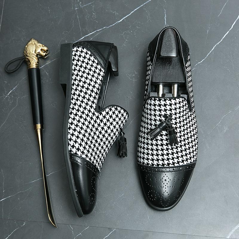 Men Wedding Tassels Leather Casual Shoes Luxury Designer Pointed Gold Sequin Loafers Brand Dress Evening Footwear Zapatos Hombre