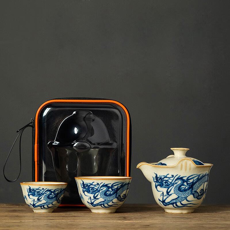 

Banshan Dongxue Porcelain Travel Tea Set (One Pot, Two Cups)