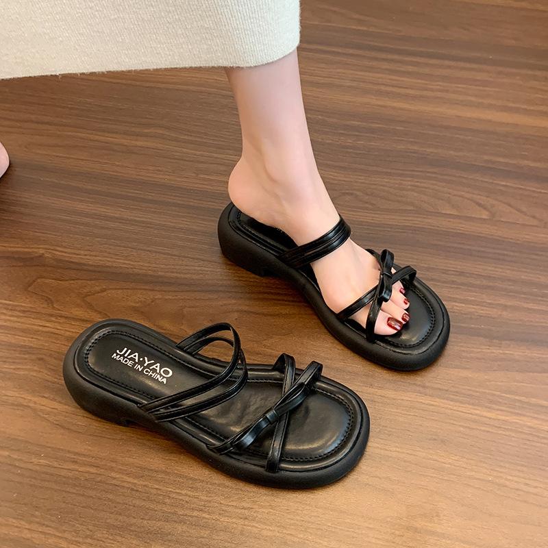 

Evening breeze gentle slippers women s 2025 summer new French silver sandals seaside beach thick heel bow women s shoes 40 чёрный