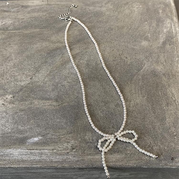 Elegant Pearls Bowknot Necklace Fashion Collar Necklace Clavicle Chain Choker