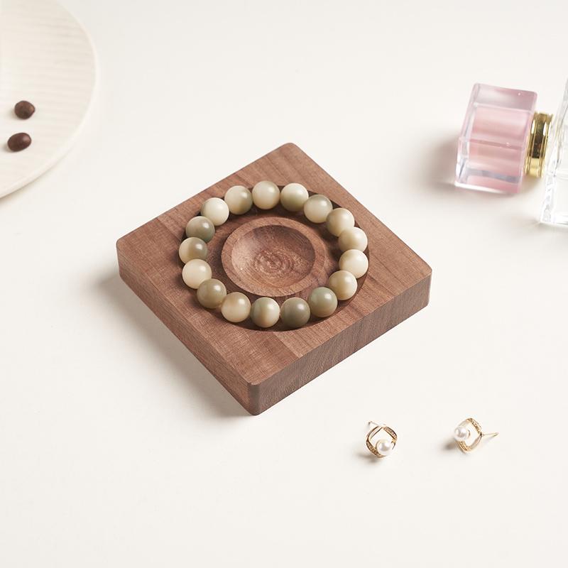 Vassoio Espositore in Legno Massiccio per Braccialetti e Bangles per Fotografia di Gioielli