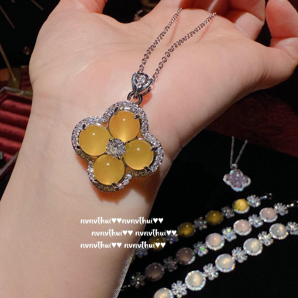 Schmuck Aurora Brasilianischer Eiklar-Chalcedon Blume Gott Edelstein Armband, Neuer Chinesischer Stil, Hühnöl-Chalcedon Halsketten-Set
