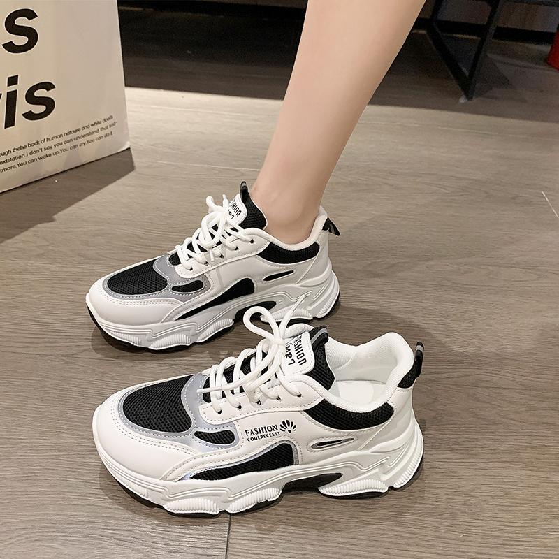 Mode 2024 Printemps et Automne Nouvelles Chaussures de Sport Plates Décontractées à Lacets Respirantes pour Femmes