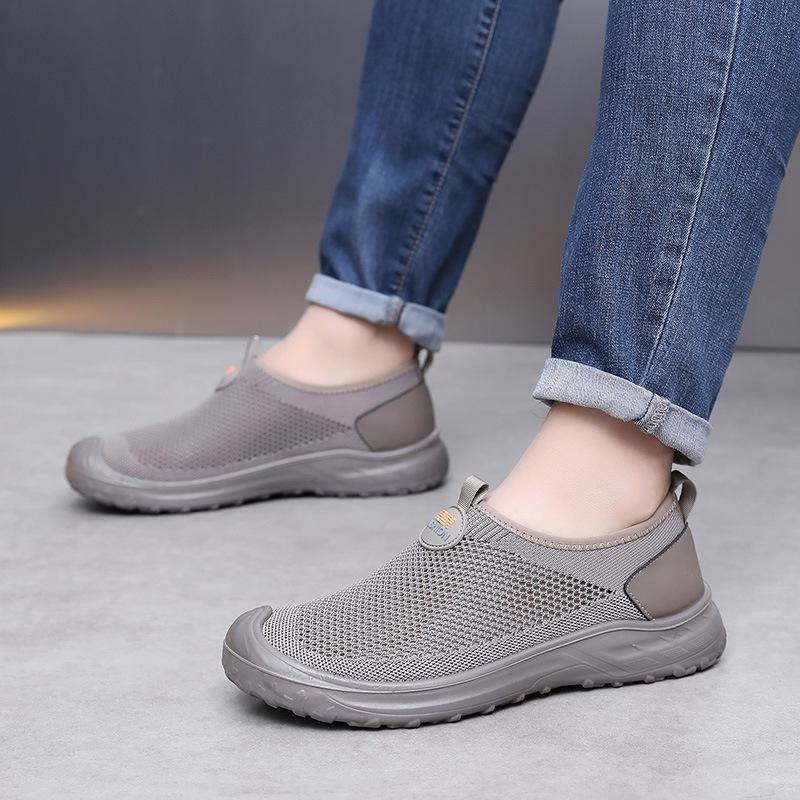 2025 Men's Vulcanized Shoes Comfortable Wear-resistant Slip-on Casual Shoes Summer Mesh Breathable Tennis Shoes Designer Brands