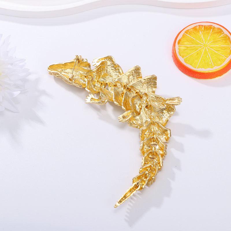 Vintage Alligator Brooch Joint Movable Alloy Animal Electroplated Large Alligator Brooch Men's Clothing Accessories