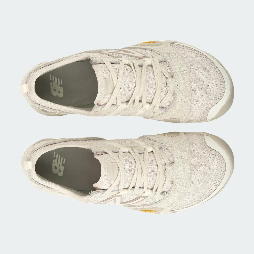 New Balance Minimus MT10O Beige MT10OAA