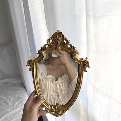 Lustro do makijażu w stylu vintage, złota rama, lustro dekoracyjne, wiszące na ścianie, małe, skandynawskie, retro, lustro dekoracyjne, makijaż, prezent ślubny