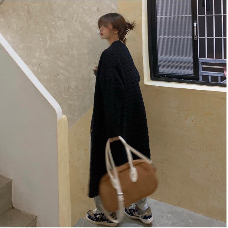 Women's Mid-Length Retro Knit Cardigan: Cozy, Loose Autumn/Winter Sweater Coat