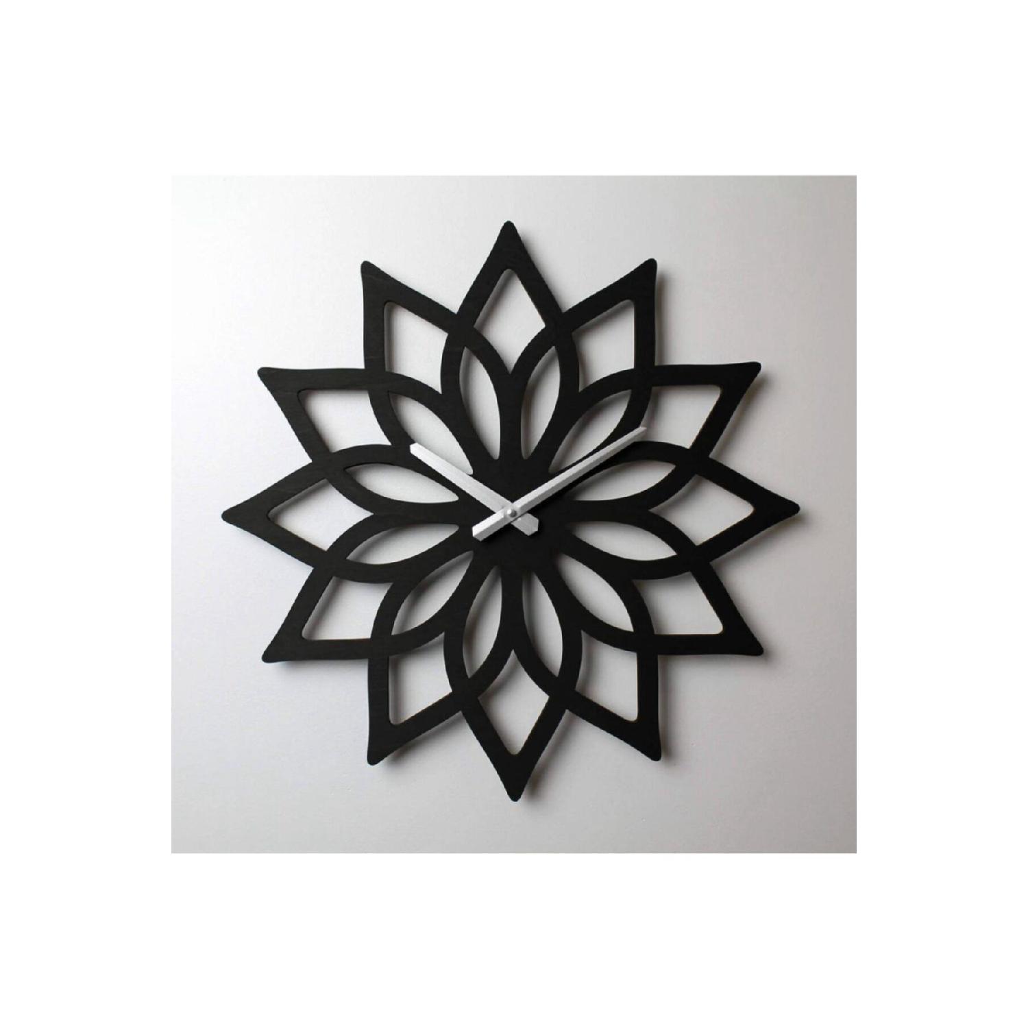

Black Wooden Lotus Flower Wall Clock - 50x50cm Wall Decor For Living Room Living Bedroom Entrance чёрный