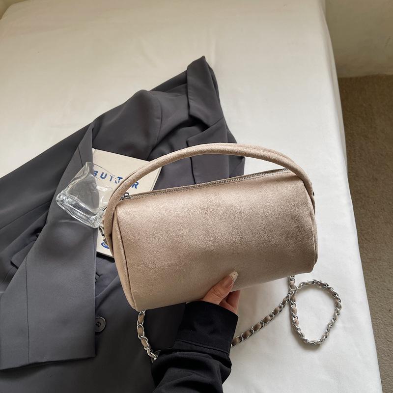 

New Crossbody Bags Soft Suede Shoulder Bag Vintage Chain Strap Purse Women Casual Boho Chic Fashi and Versatile Commuting Bag