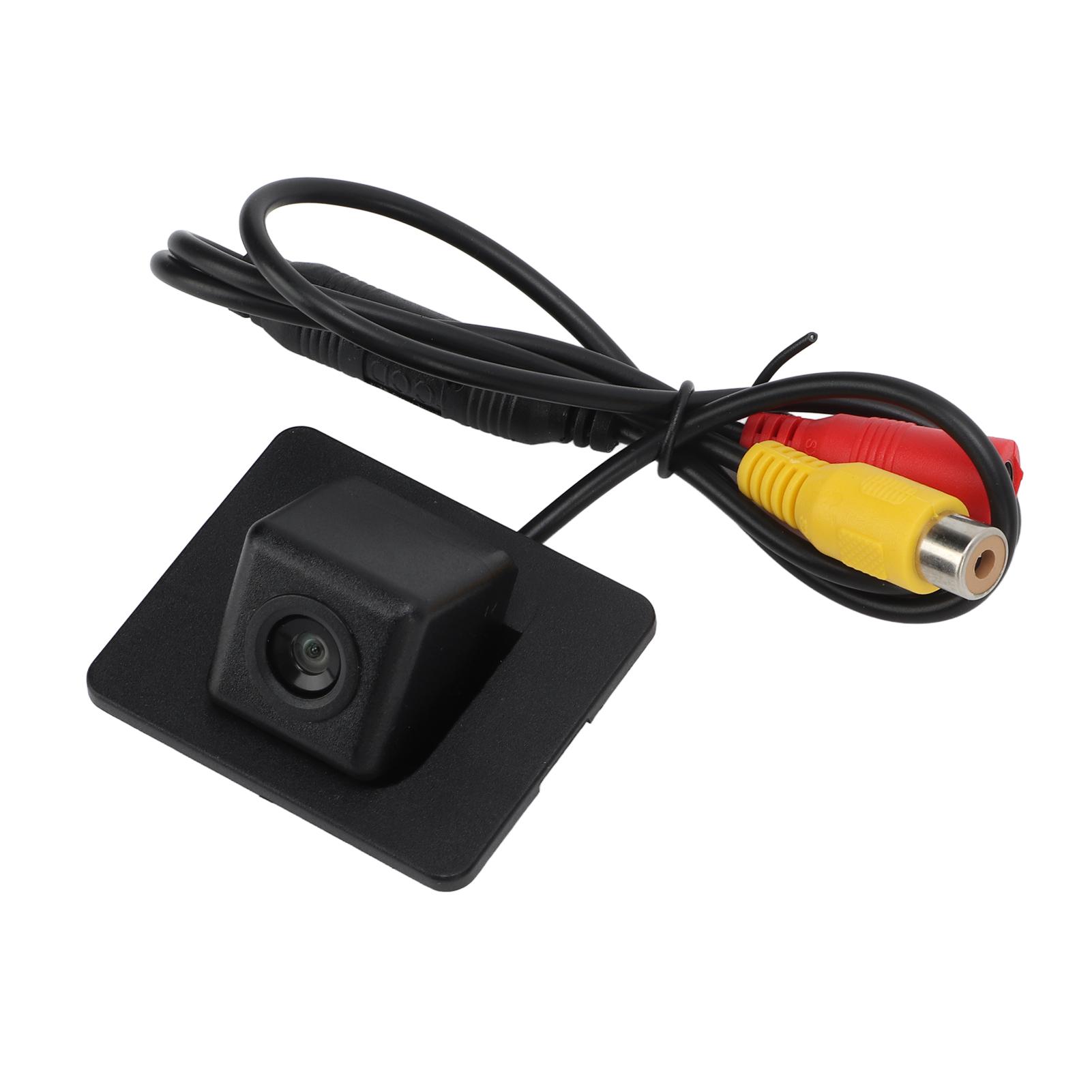 

Автомобильная CCD камера заднего вида 170 градусов Широкоугольная IP67 Водонепроницаемая Замена для Mazda 3 Axela 2013‑2019