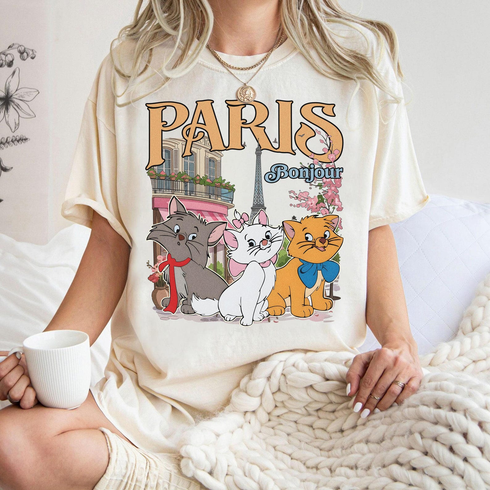 Aristocats Marie Toulouse Berlioz Paris Bonjour T-Shirt, Vintage Cat Lover Tee S