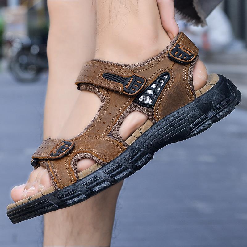 Men's Outdoor Leisure Beach Open-toe Leather Sandals Large Size Wading and Stream Tracing Shoes