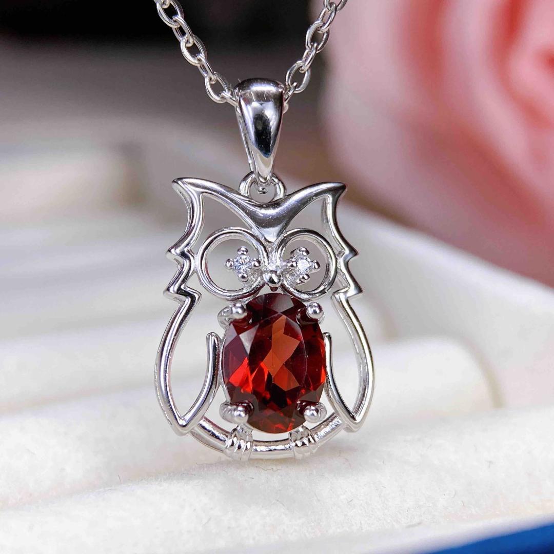 

Женское натуральное гранатовое колье-подвеска из серебра 925 пробы с настоящим винно-красным кристаллом - Модные украшения 2025 925 Silver
