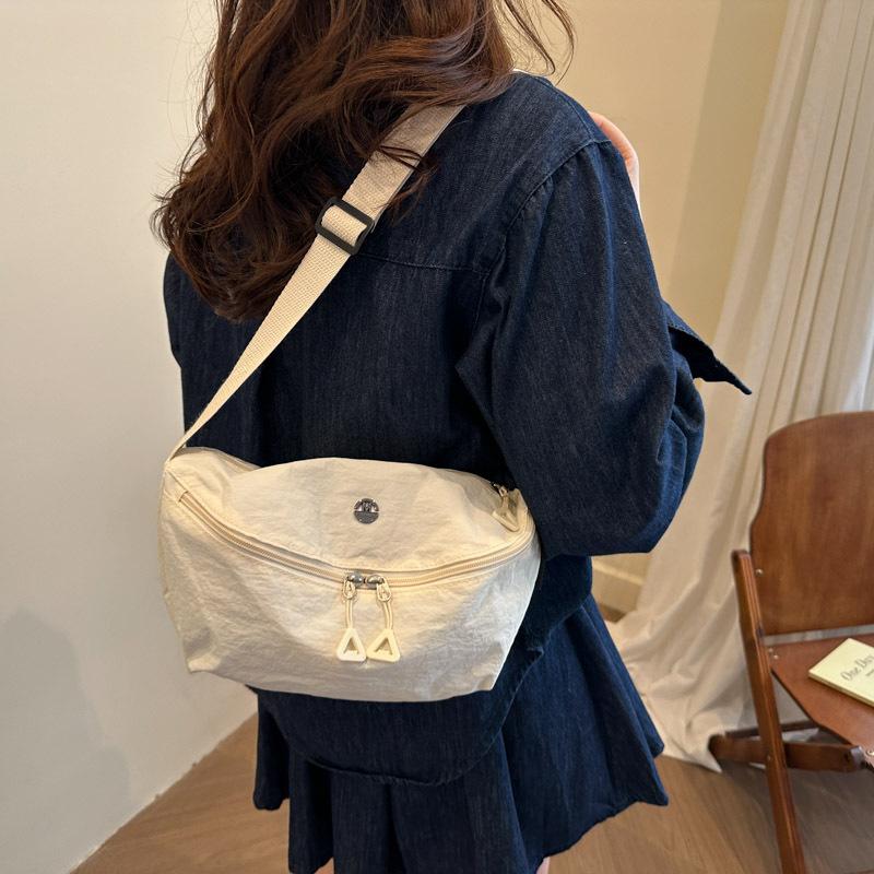 Minimalistische Oxford-Stoff-Umhängetasche für Damen Stilvolle Brust-Schultertasche