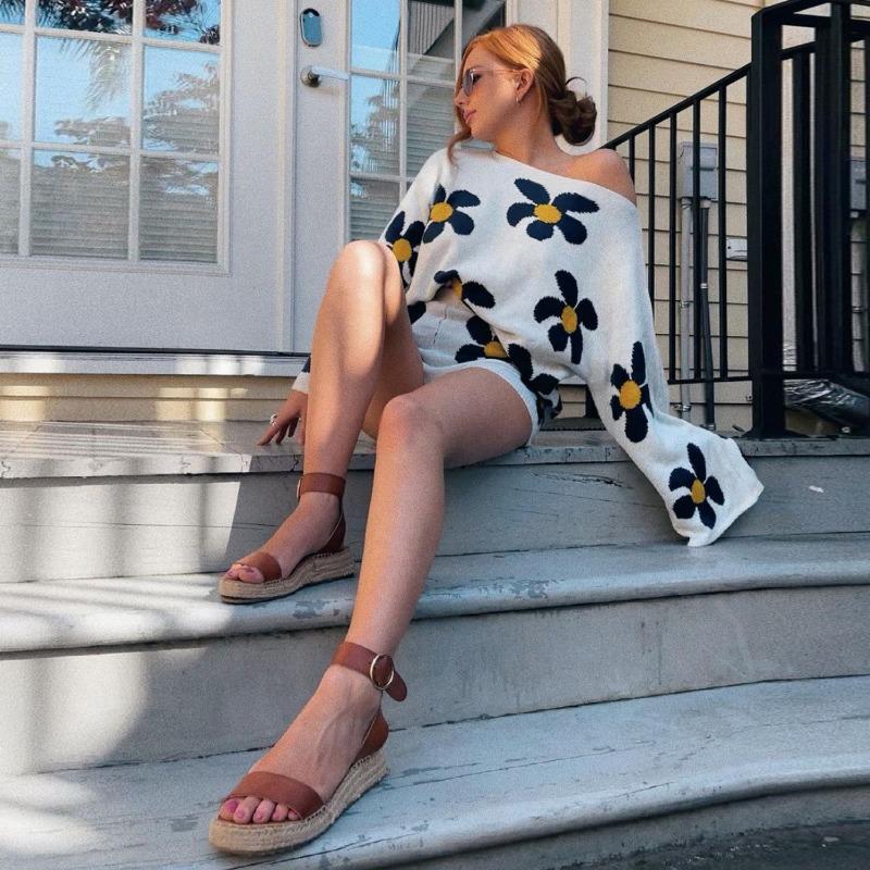 Podzimní a zimní dámský ležérní barevný květinový vlněný pletený oblek